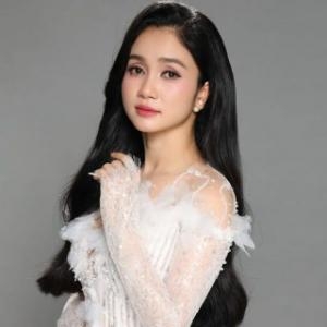 Tôn Nữ Còn Buồn